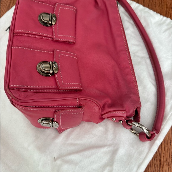 Marc Jacobs Raspberry handbag - Picture 4 of 5